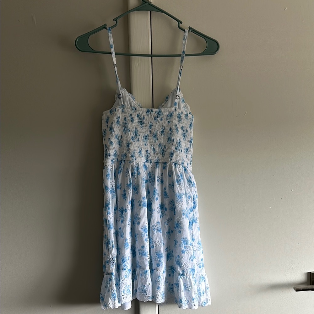 Hollister Floral Blue and White Sundress - Picture 3 of 3